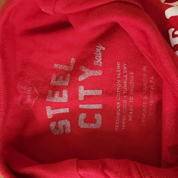 Daniel Tiger Red Onsie By Steel City Size 6-9 Months - Picture 2 of 3